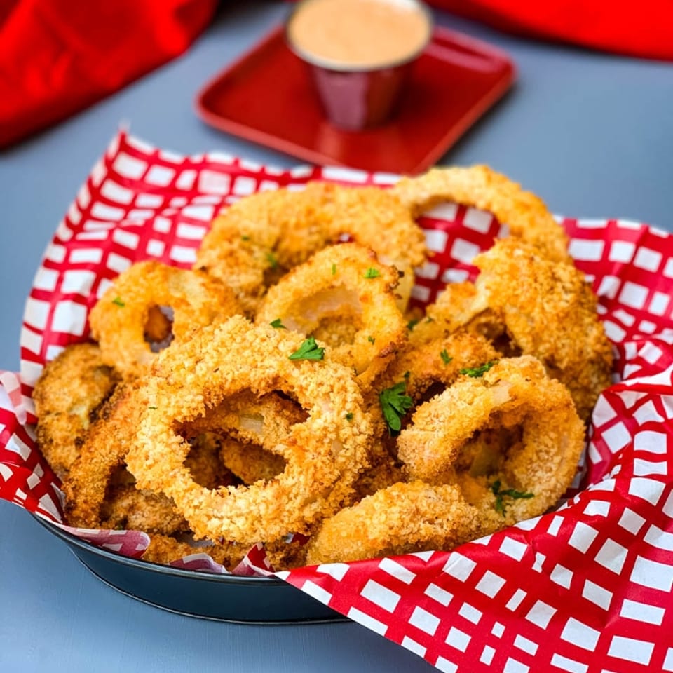 Savor Our Onion Rings